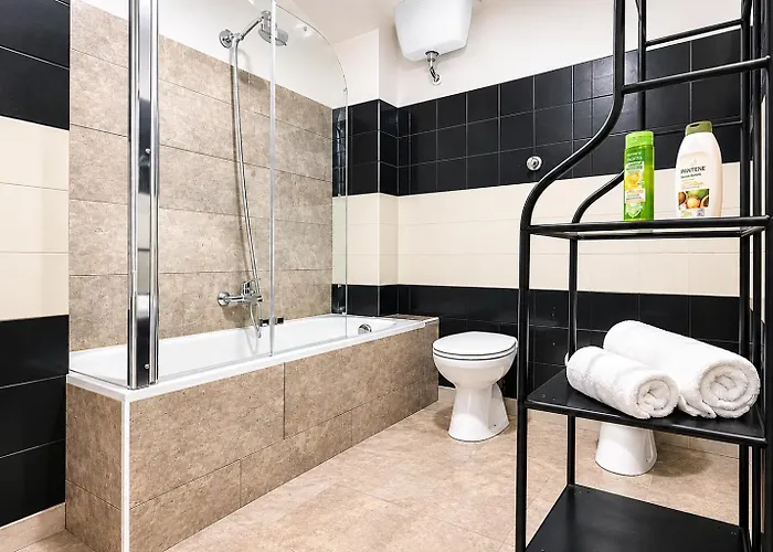 Vatican Museums Family Metro 3 Min